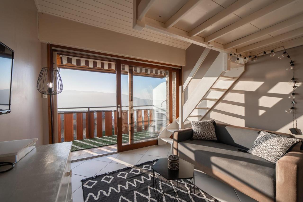 La Lumiere Du Lac Apartment เวย์ริเยร์-ดู-ลัค ภายนอก รูปภาพ