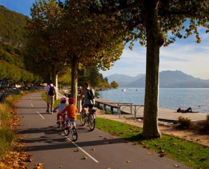 La Lumiere Du Lac Apartment เวย์ริเยร์-ดู-ลัค ภายนอก รูปภาพ